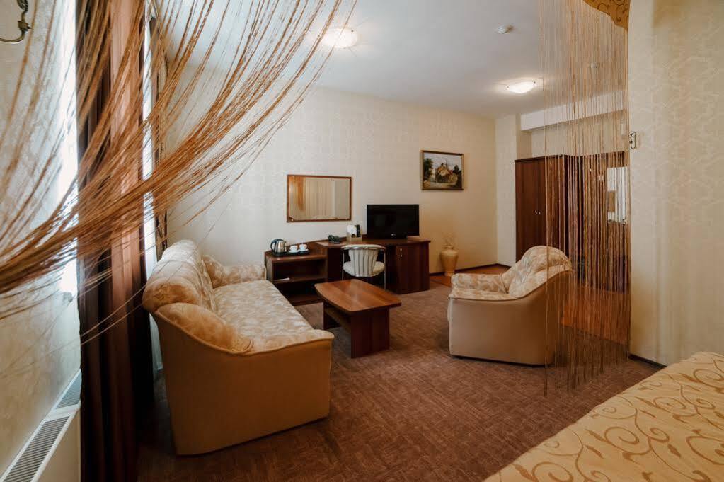 Valeri Classic Hotel Voronezh Ngoại thất bức ảnh